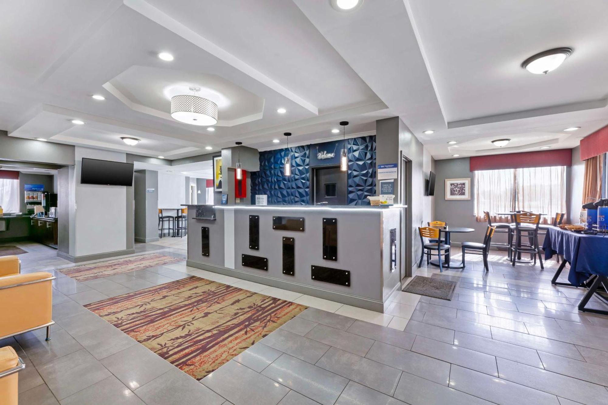 Best Western At The Airport Hotel