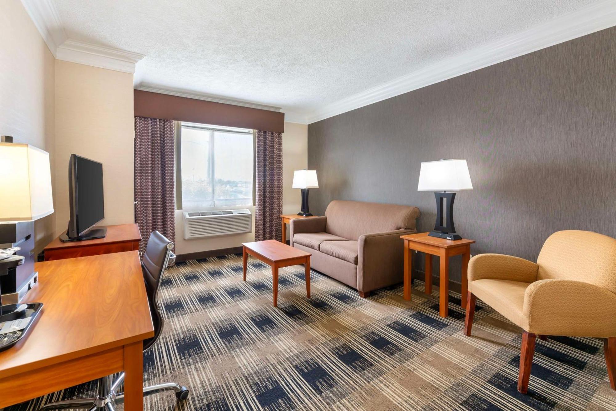 Best Western At The Airport Rochester