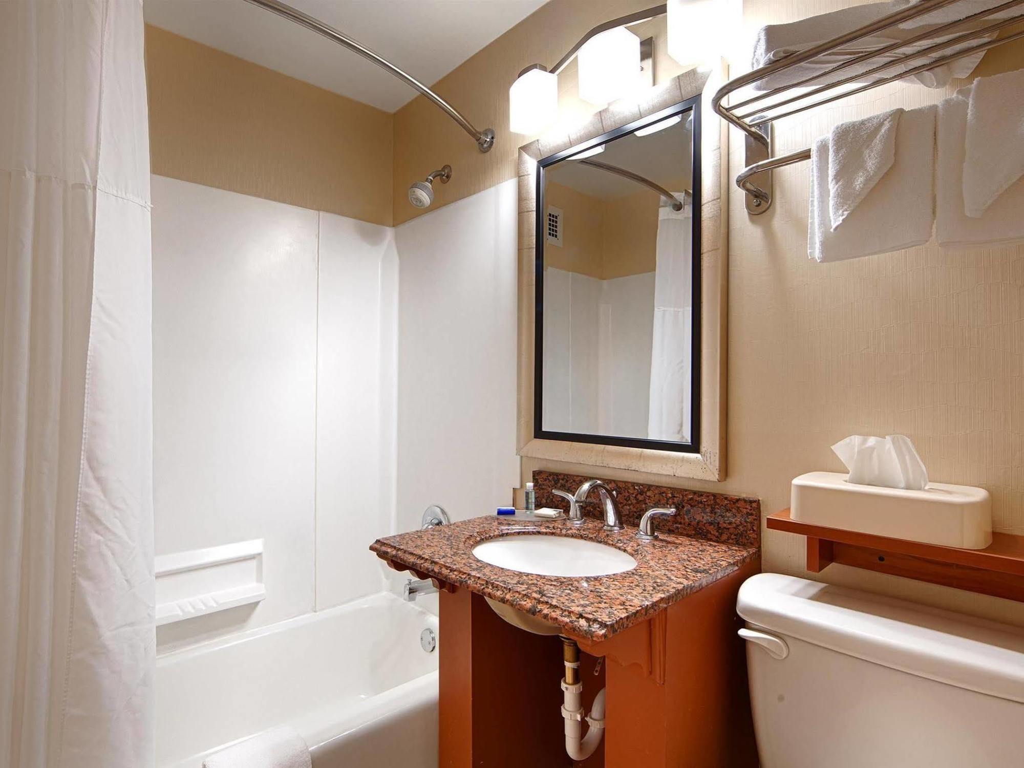 Hotel Best Western At The Airport Rochester